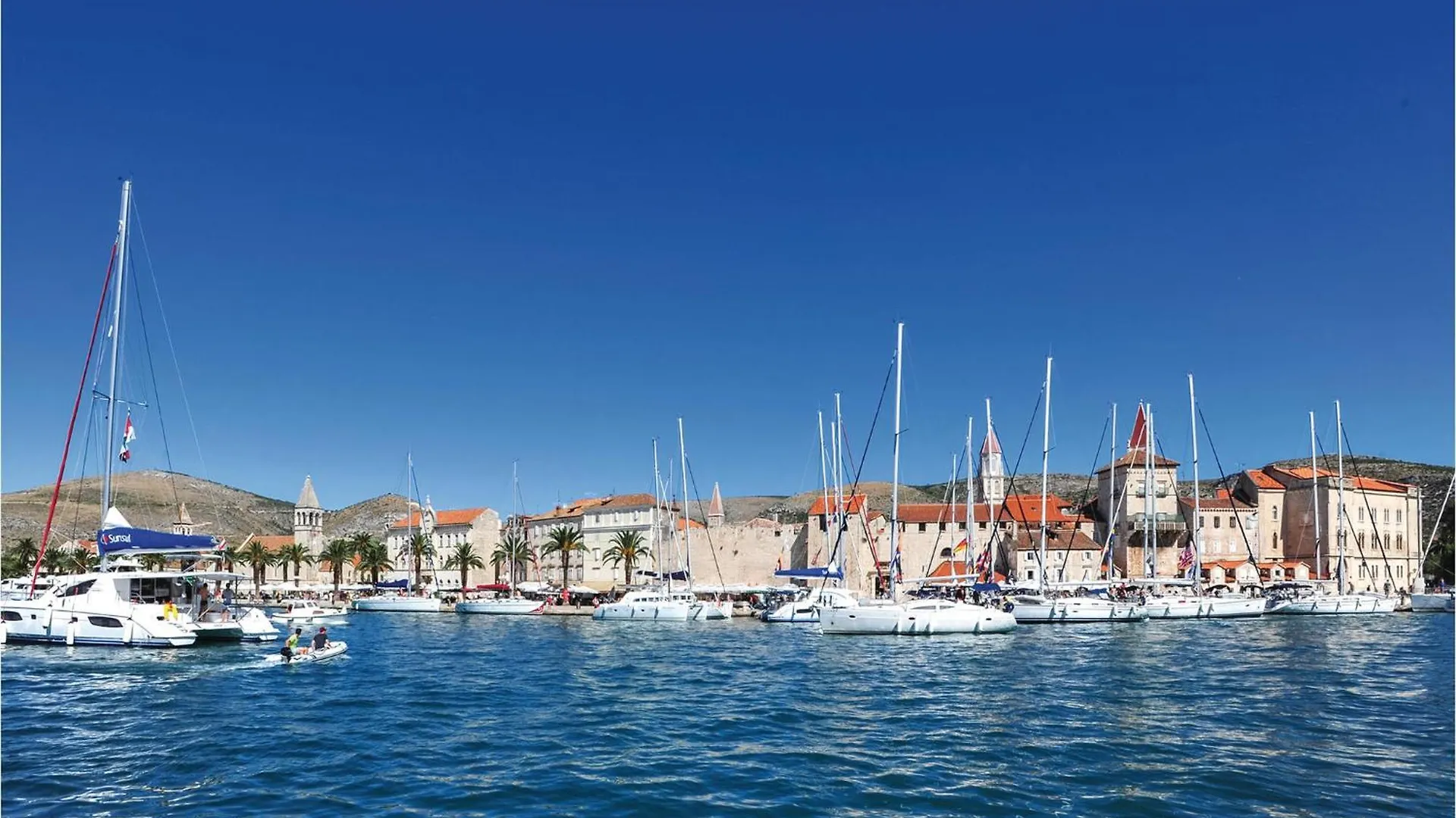 Gorgeous Apartment In Okrug Gornji With Kitchen Trogir Croatia